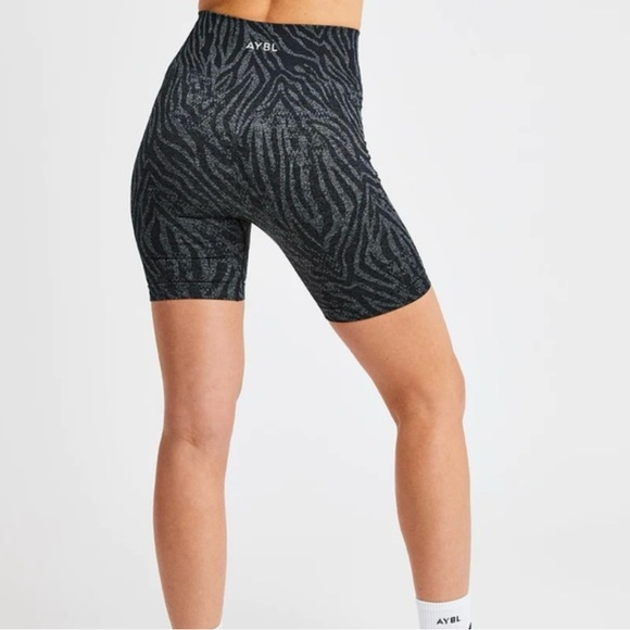 AYBL Evolve Seamless Animal Print Shorts - Picture 1 of 7
